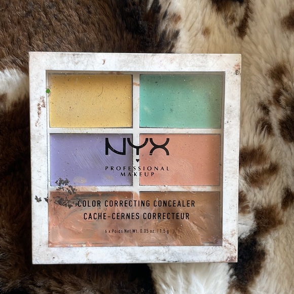 Juvia’s Palace & Smashbox Makeup Bundle - Picture 2 of 16